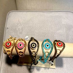 5 vintage evil eyes 👀 bracelets on sale